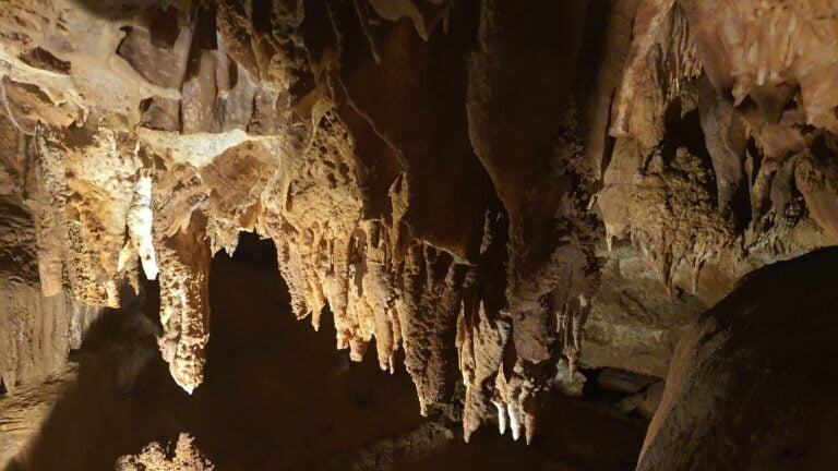 Špilja Feštinsko kraljevstvo