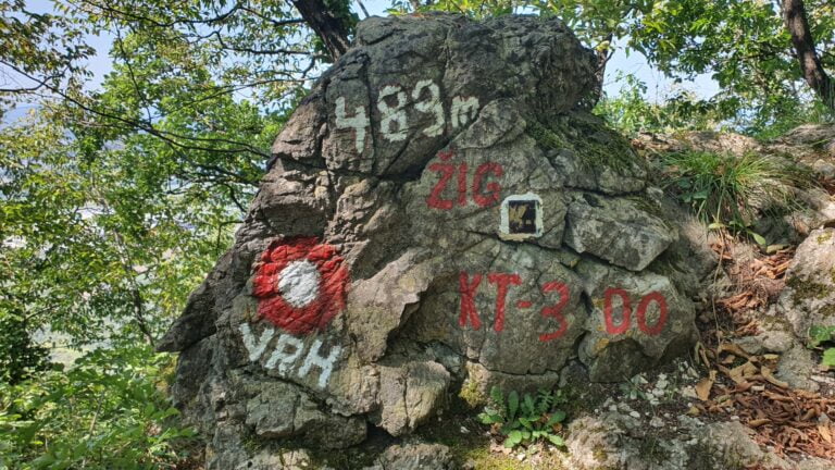 Žig vrha Kameni svati