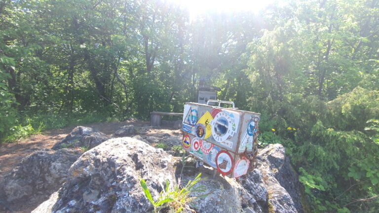 Vrh Kameni svati 489 m