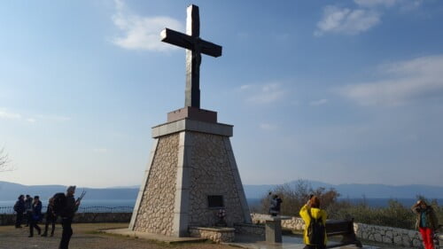 Fumak – zavjetni križ