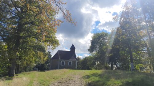 Planinarski dom Risnjak i vrh Plazur