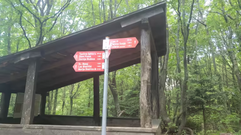 Planinarsko sklonište Ročićeva Sjenokoša