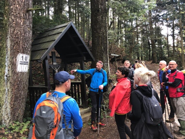 Planinarsko sklonište Kod križa