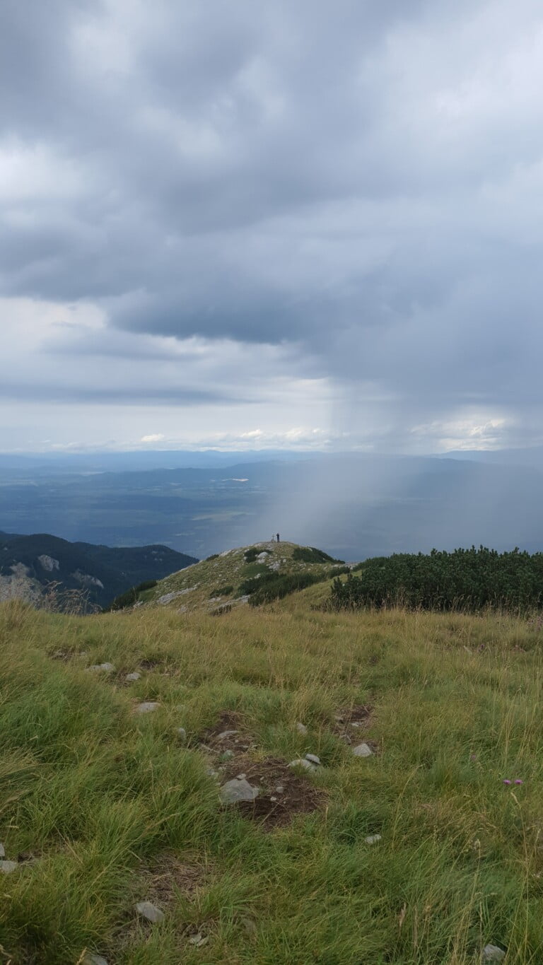 Vaganski vrh 1757 m