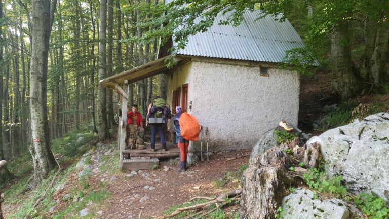 Planinarsko sklonište Ivine Vodice