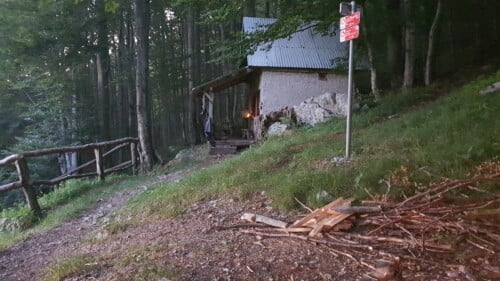 Planinarsko sklonište Ivine Vodice