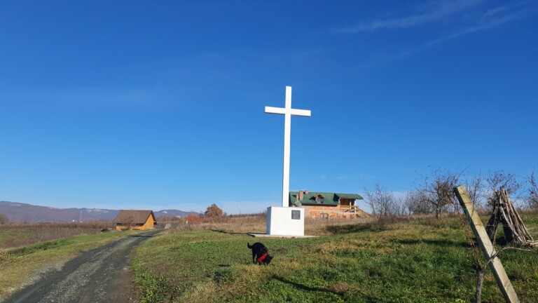 Spomen hrvatskim žrtvama