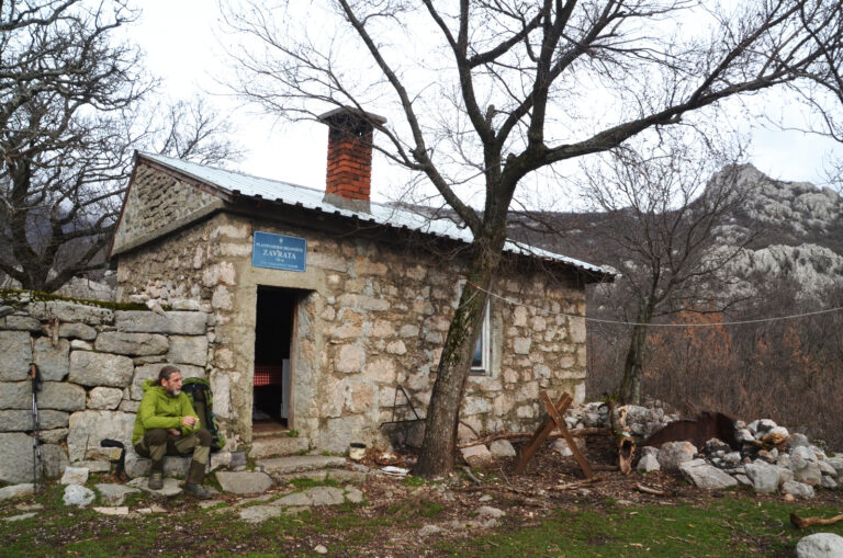 Planinarsko sklonište Zavrata