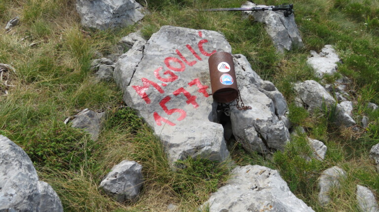 Vrh Mali Golić 1577 m