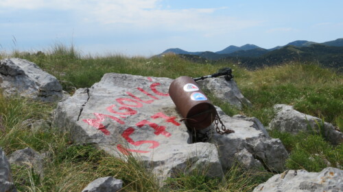 Vrh Mali Golić 1577 m