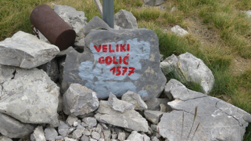 Vrh Veliki Golić 1577 m